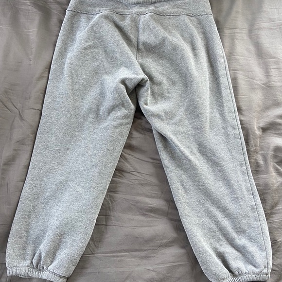 Calvin Klein cropped grey sweatpants w/ drawstring - Picture 3 of 4